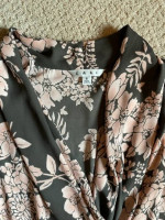 CAbi sleeveless top