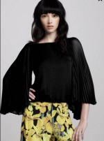 Alice + Olivia Briar Pleated-Sleeve Top