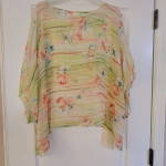 ***Beautiful Ladies Top***