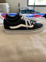 Women’s Vans Low Top
