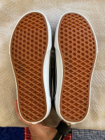 Women’s Vans Low Top