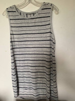 Athleta Large Gray/Black Sleeveless Racerback Tank Workout Top