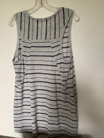 Athleta Large Gray/Black Sleeveless Racerback Tank Workout Top