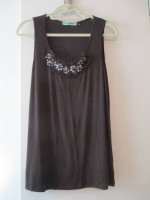 Pleione Size Large Sleeveless Dark Gray Top w/Jeweled Neckline