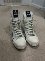 CONVERSE LIMITED EDITION  USED