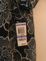 Short sleeve b&w top NWT sz 18