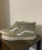 Suede Green Vans sz 10