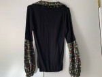 Max Studio Small Long Sleeve Black Top w/Contrast Collar/Sleeves