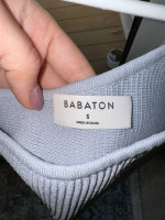 Aritzia Tank Top (BRAND NEW)