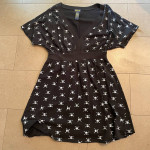 Dex Black Tunic top with skulls pattern - Size Medium