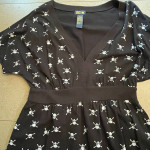 Dex Black Tunic top with skulls pattern - Size Medium