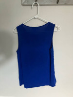 Size Small Dana Buchman Tiered Top