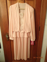 Womens formal/semi-formal dress