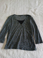6 LONG SLEEVE WOMEN TOPS, 4 SIZE M, 2 SIZE S