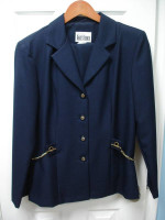 2 Piece Women's Size 10 Pantsuit Navy Blue With Gold Side Chain Accent