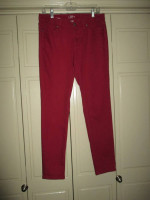 New  Loft Jeans sz 6 w/ namebrand tops