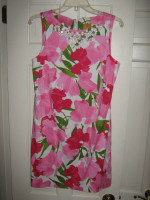 BEAUTIFUL LADIES' SIZE 10 FLORAL SHIFT DRESS W/ BEADED EMBELLISHMENT