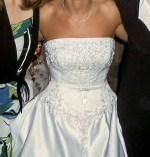 WEDDING GOWN DRESS - PROFESSIONALLY CLEANED PRESERVED, APPROX. SIZE: 4