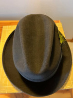 Vintage Men’s Fedora Black Wool Dress Hat W/ Feathers