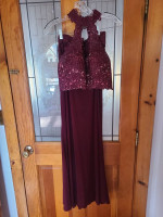 Size 12 Burgundy prom dress