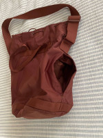 UNIQLO U BUCKET BAG (LARGE)