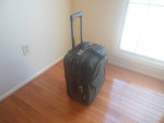 American 22" Expandable Rolling Carry On Suitcase/ Luggage w/ Handle