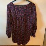 Ladies Apparel/Shirts/Tops