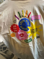 *NEVER WORN* Cleveland Cavaliers LGBTQ+ Pride T-Shirt, Size XL