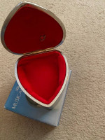 Musical Jewelry Box Heart shaped