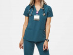 Figs NWT Women’s Scrub Set(XS)