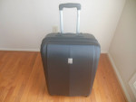 Delsey 24" Lightweight Hardshell Expandable Rolling Luggage/Suitcase