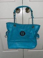 aqua shoulder bag