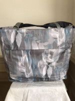 Valentines Day! Tumi Voyageur M-tote in beautiful shades of gray/blue