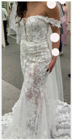 Elegant Off The Shoulder Brand New Wedding Dress/Make Offer