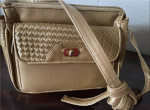 Lady' purses: Gucci, Michael Kors, Prada