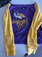 Women’s NFL team apparel, Minnesota Vikings shirt