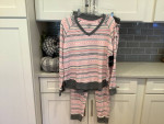 Women’s New With Tag CuddlDuds Pajama Set