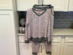 Women’s New Without Tag CuddlDuds Pajama Set