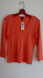 Red Gap Top - Brand New