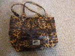 Leopard Print Purse with Zippered Enclosure