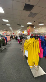 Clothing store closing in connecticut post mall