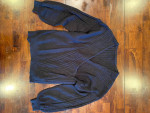 Women's Cross-Over Cable Knit V-Neck Sweater-size Large