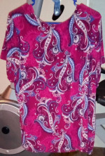 BN! ¢R😃£+ & B@RR😃W 3XL Women's Maroon Red W/Swirls Top