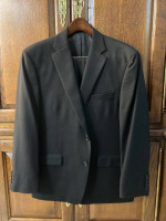 TUXEDO - Excellent Condition - Happy Mardi Gras!
