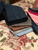 lot of 60 ladies mens jeans, 4,6,8, ML