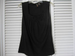 NEW! 2 BEAUTIFUL LADIES 1Black-1Grey Tops!