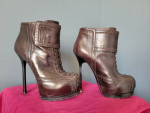 YVES SAINT LAURENT Lace up Booties