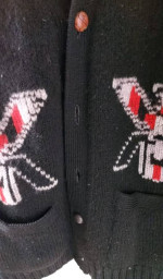 VINTAGE 100% WOOL SWEATER (size S)