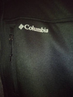 EXCELLENT CONDITION COLUMBIA 4 POCKET LONG SLEEVE HOODIE