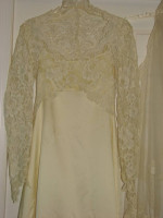 Vintage 1981 GORGEOUS Princess Kate Look Handmade Ivory Wedding Dress